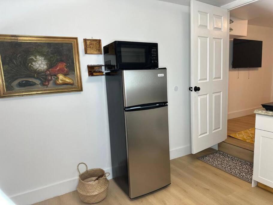 Sleeps 3, Casa Tropical In Miami Apartment Ngoại thất bức ảnh
